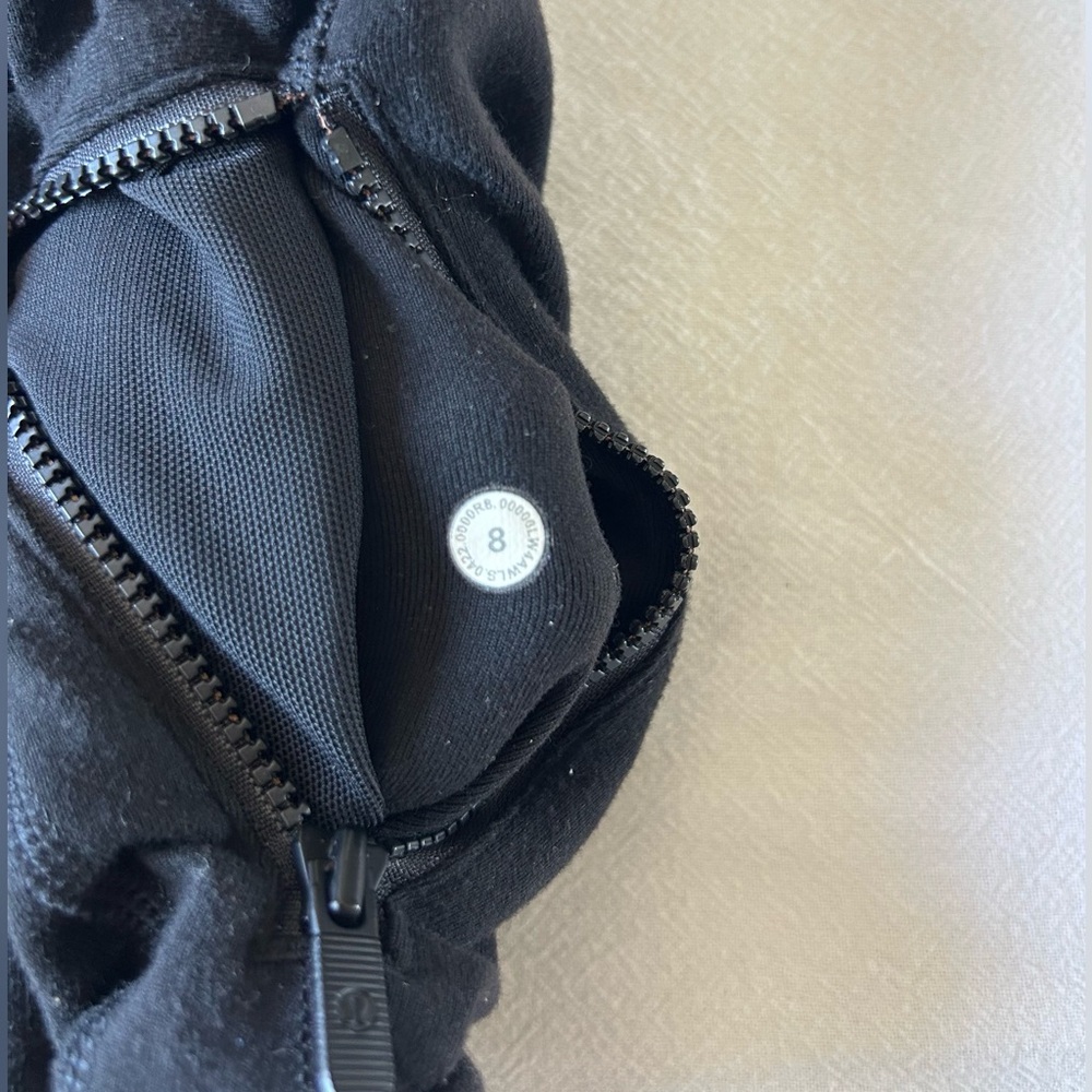 Lululemon Define Jacket - Picture 4 of 4